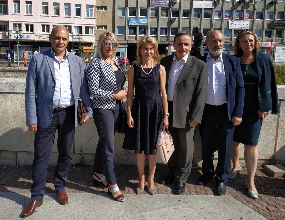 Снимка за 8230