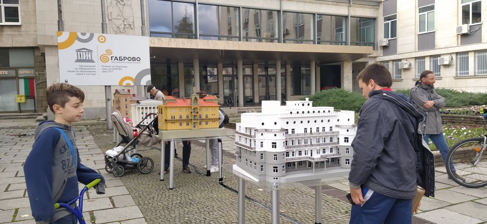 Снимка за 9959