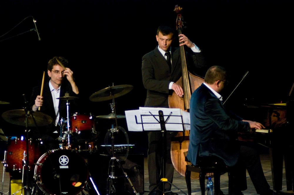 Снимка за 7680