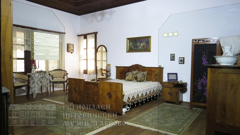 Снимка за 180 културни ценности са представени в първия п...