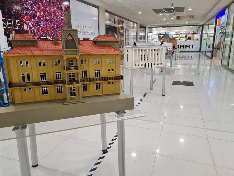 Снимка за Моделите от "МИНИ ГАБРОВО" са изложени в ТЕРА МОЛ