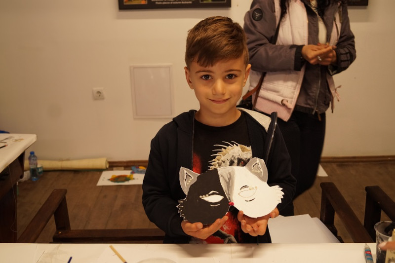 Снимка за Ателие за изработване на карнавални маски