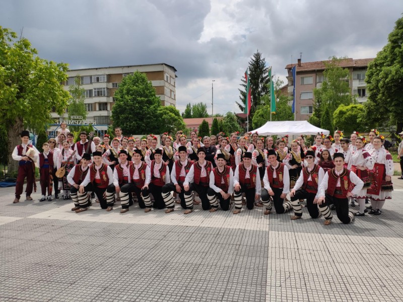 Снимка за Концерт на ДФА "Габровче" на 1 юни