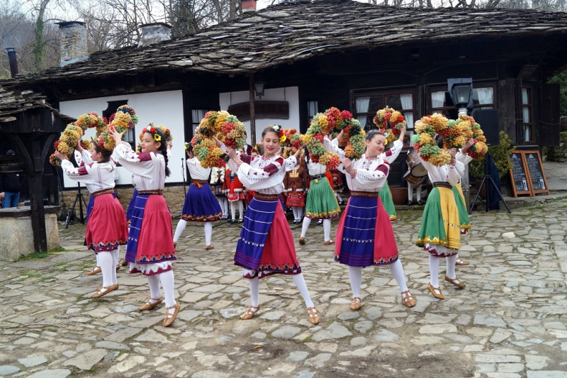 Снимка за Боженци отбелязва Лазаровден с концерт на „Габр...