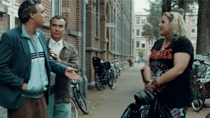 Снимка за Двама малки италианци превземат Музея на хумора...