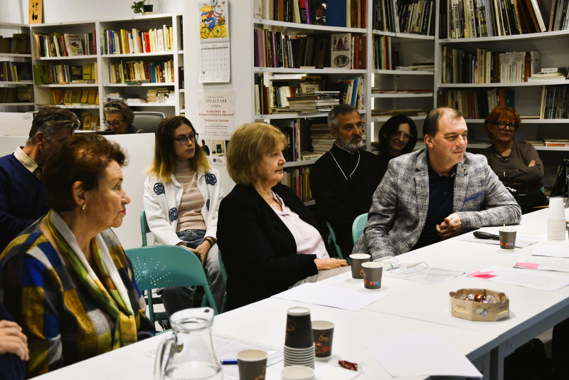 Снимка за Симпозиумът „Грехът“ очерта новото представяне ...