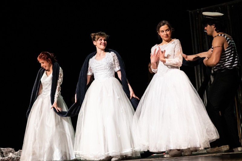 Снимка за Иванка Курвоазие за прехода с любов, очакване и...