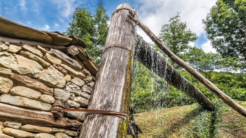 Снимка за Водните съоръжения в музей „Етър“ ще запазят св...