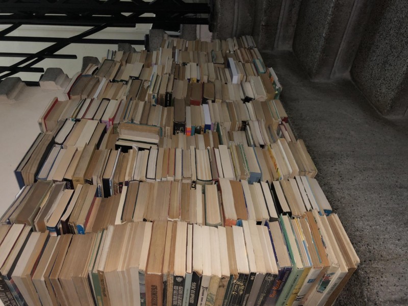 Снимка за ГАБРОВЦИ ДАРИХА БЛИЗО 1500 КНИГИ НА БИБЛИОТЕКАТА