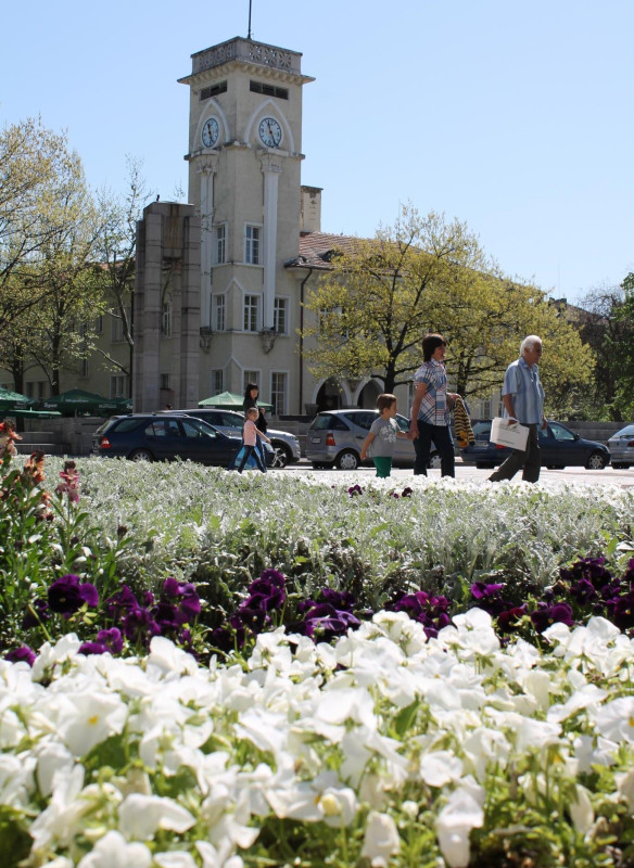 Снимка за Библиотеката спечели проект за обновяване на фо...