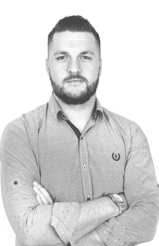 Снимка за ПЪТЯТ НА ЕДНА МЕЧТА ОТ ТИРАНА ДО ЛЕСИЧАРКА