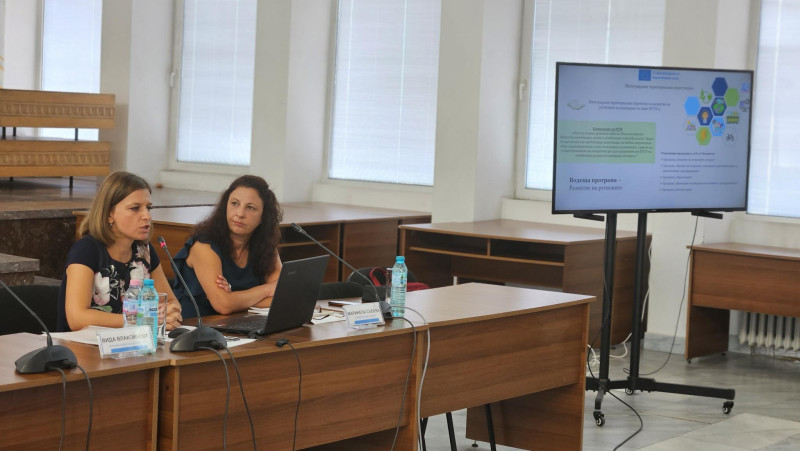 Снимка за ОИЦ - ГАБРОВО ПРОВЕДЕ РАЗЯСНИТЕЛНА СРЕЩА ЗА ПОД...