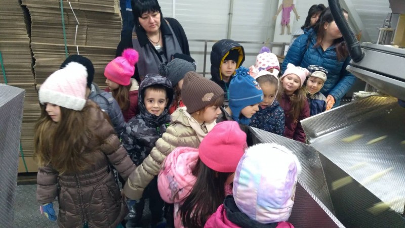 Снимка за УСПЕШНО СЪТРУДНИЧЕСТВО МЕЖДУ ДГ "ПЪРВИ ЮНИ“ И П...