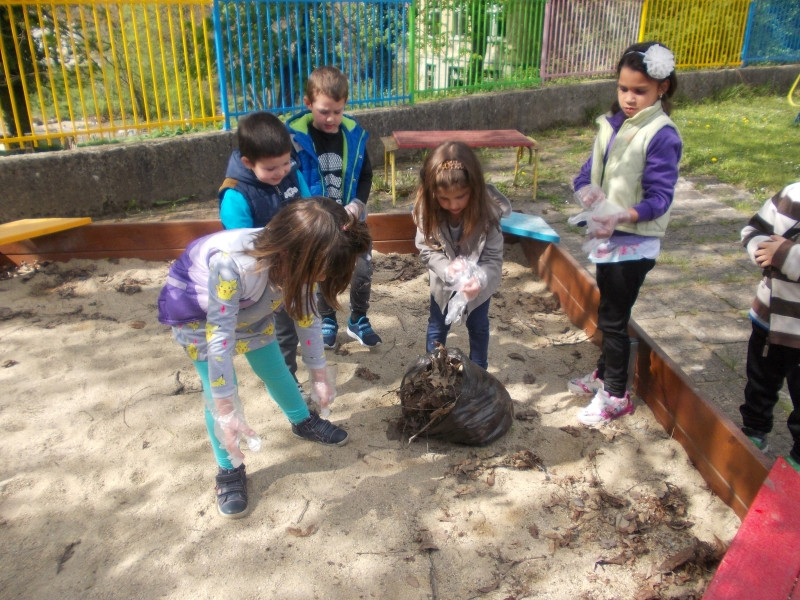 Снимка за Малките пазители на природата