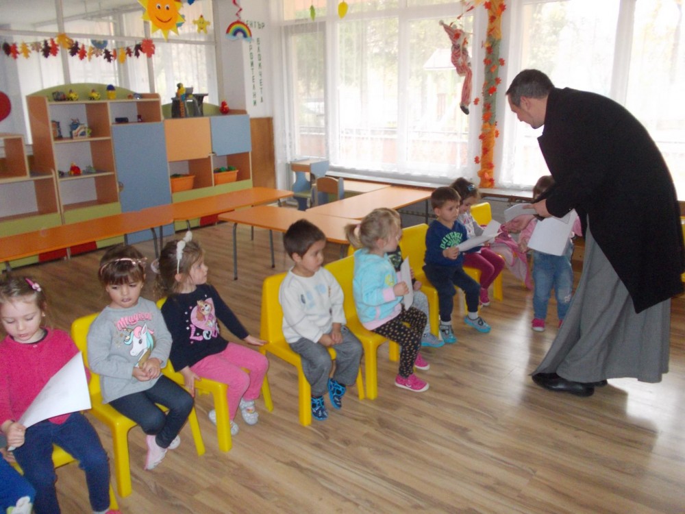 Снимка за 9710