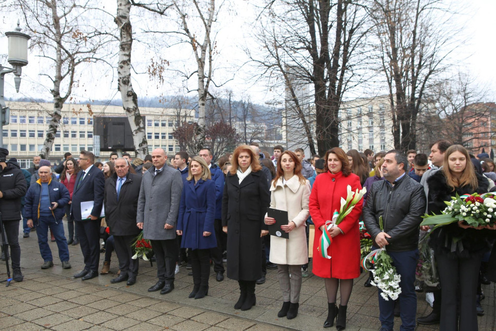 Снимка за 11684