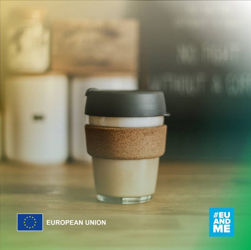 Снимка за Изберете чаша за многократна употреба и спечеле...