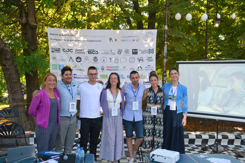 Снимка за Квартал „Шести участък“ с представяне в общност...