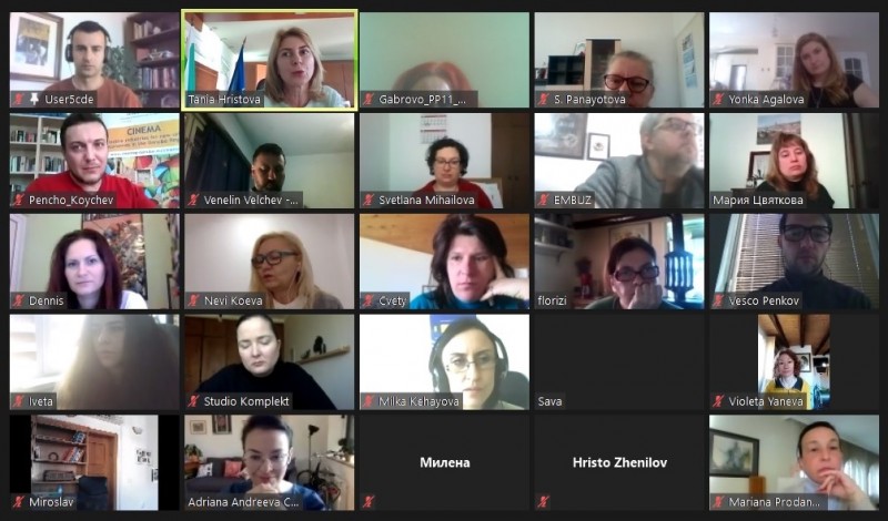 Снимка за Започна хакатонът за промяна на „Шести участък“