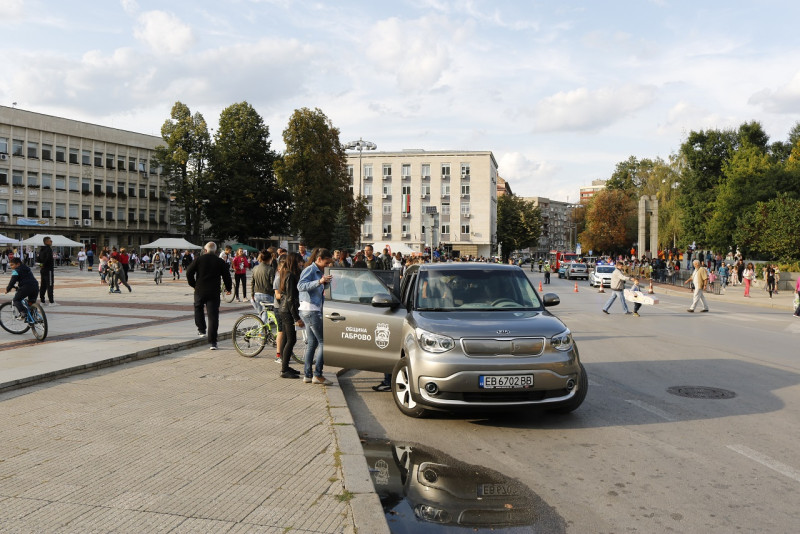 Снимка за На 17 септември се спира движението в района на...