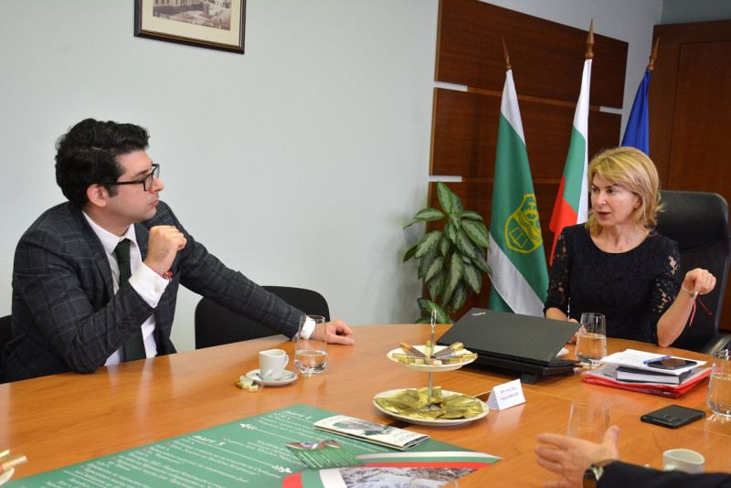 Снимка за Таня Христова и Атанас Пеканов обсъдиха изпълне...