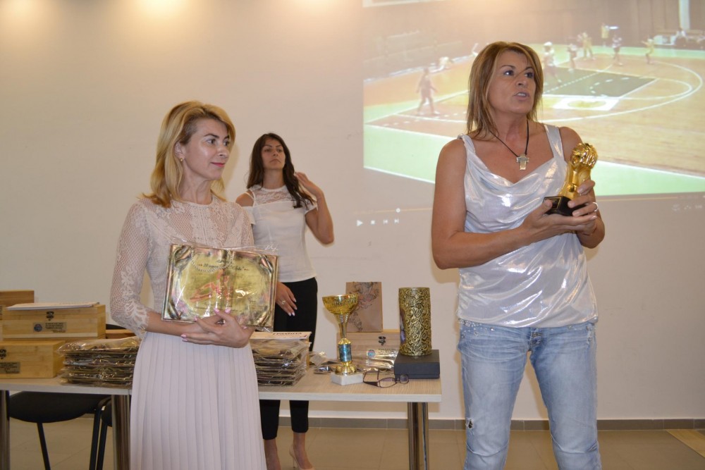 Снимка за 8040