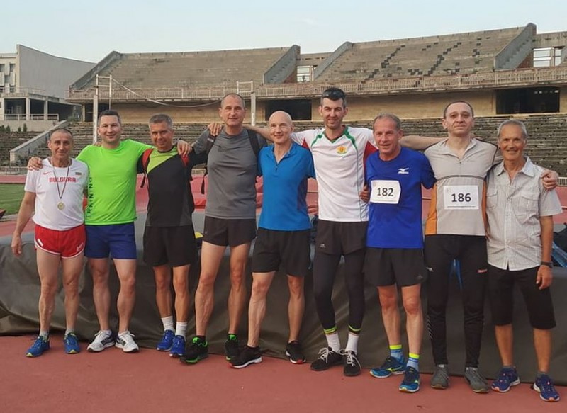Снимка за Габровските мастърс атлети са втори в България