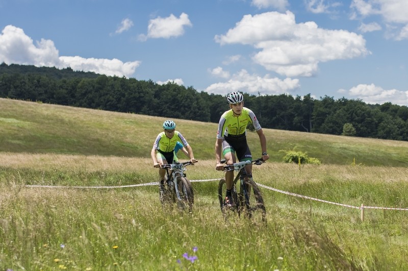 Снимка за 52-ма участници в първото издание на XCO Uzana