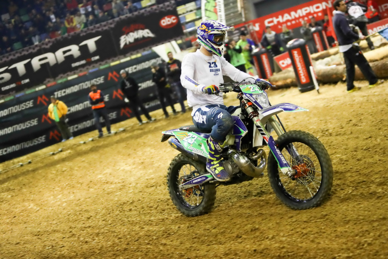 Снимка за Теодор Кабакчиев лидер в Световния шампионат по...