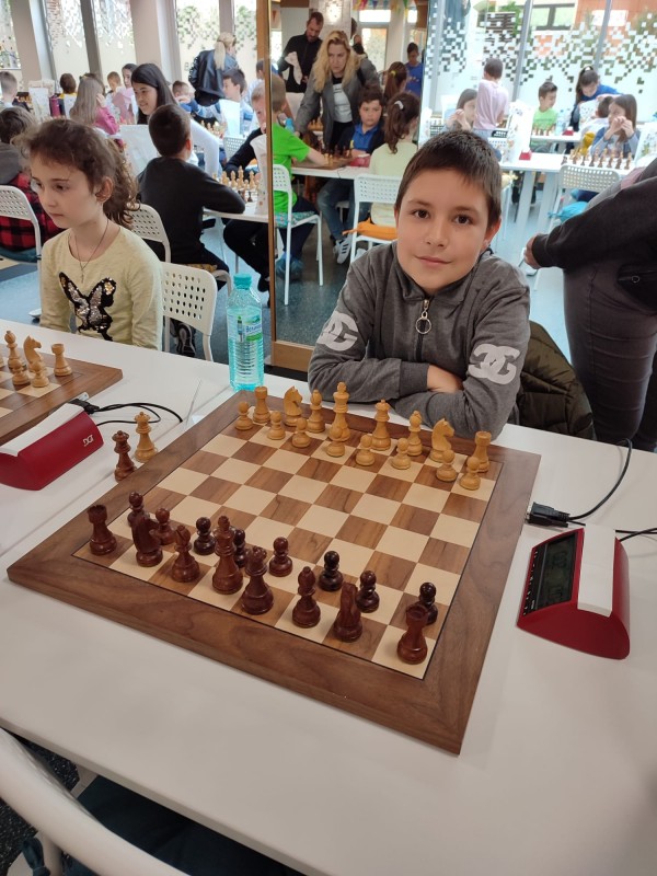 Снимка за Още един медал за габровския шахмат – 10-годишн...