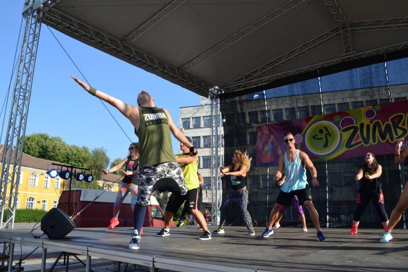 Снимка за Зумба маратонът в Габрово  /в снимки/