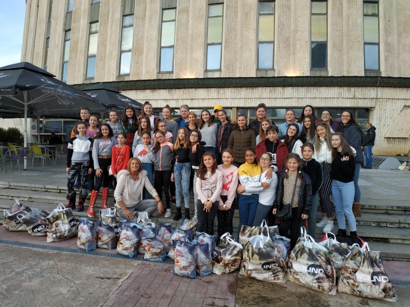 Снимка за Урок по човещина "Любовта е действие"