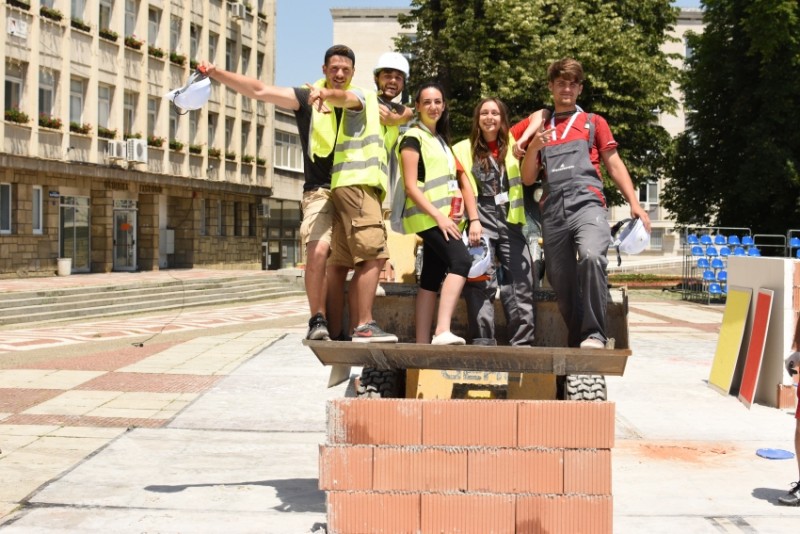 Снимка за Втора Лятна строителна академия в Габрово