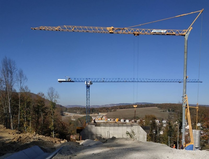 Снимка за Обявена е обществената поръчка за избор на изпъ...