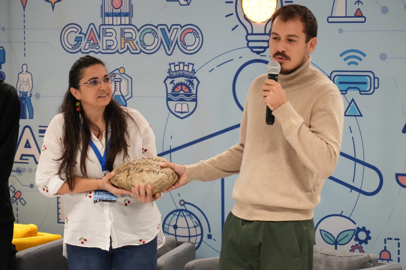 Снимка за Приключи младежкият проект „Плейс аут“