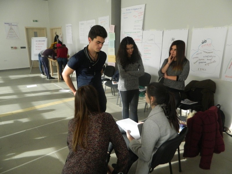 Снимка за Габровски ученици преминаха курс „Трениране на ...