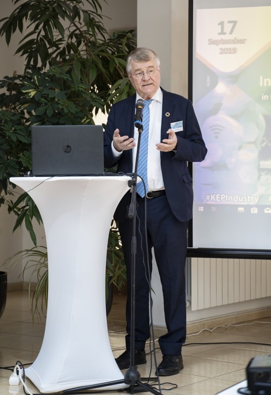 Снимка за Изполвайте своята местна запазена марка и я вгр...