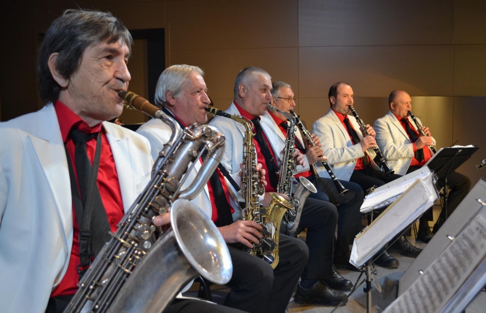 Снимка за 9823