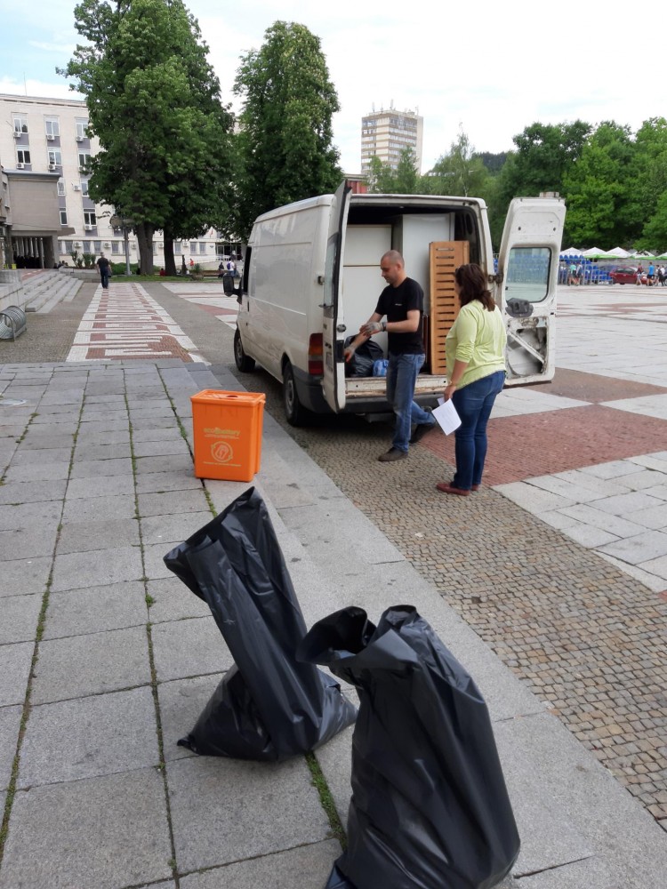 Снимка за 7850