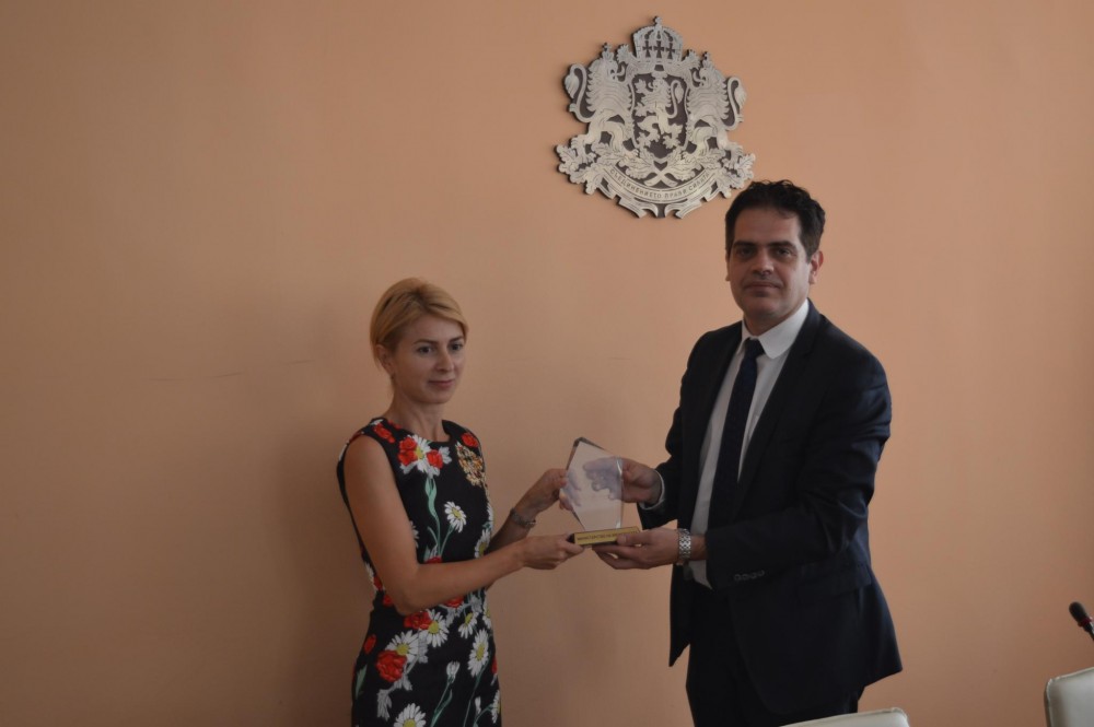 Снимка за 7134