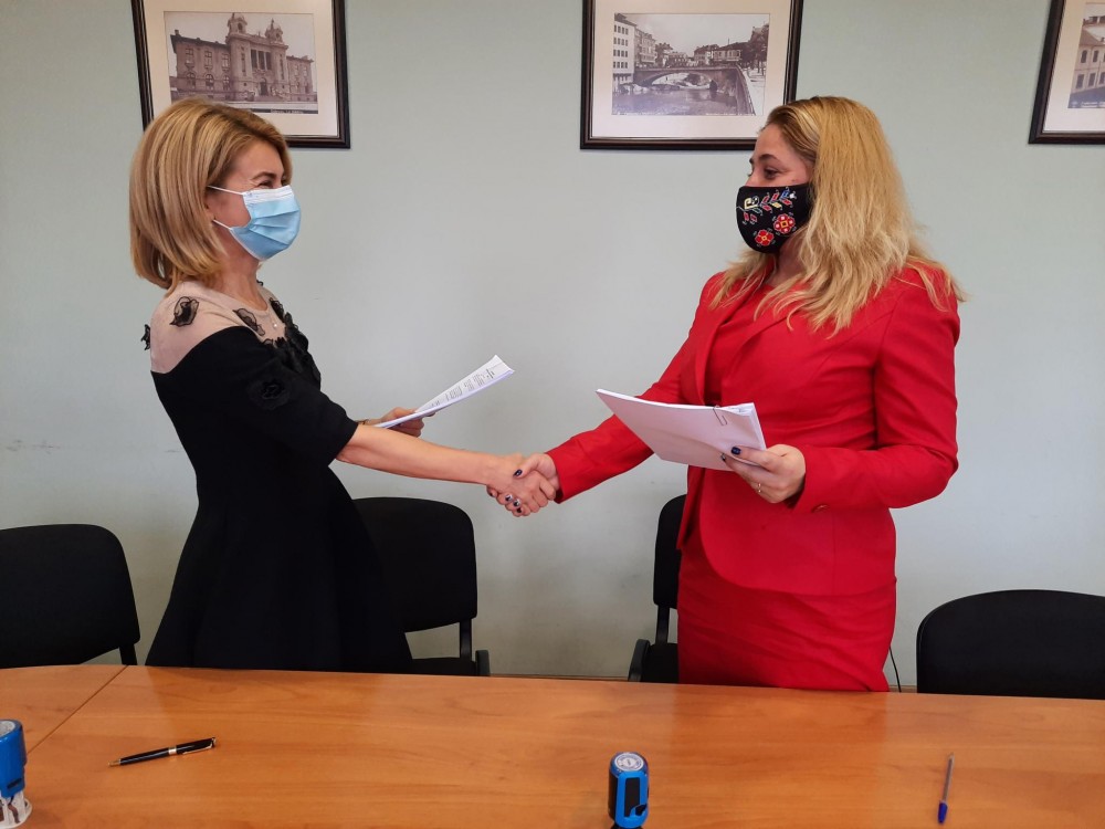 Снимка за 9790