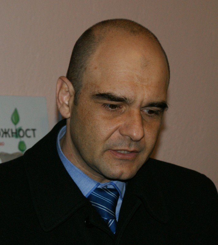 Снимка за Николай Сираков: Нека състоянието на състрадани...