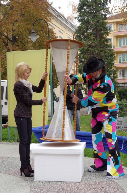 Снимка за Габровец и котка по гръб не падат