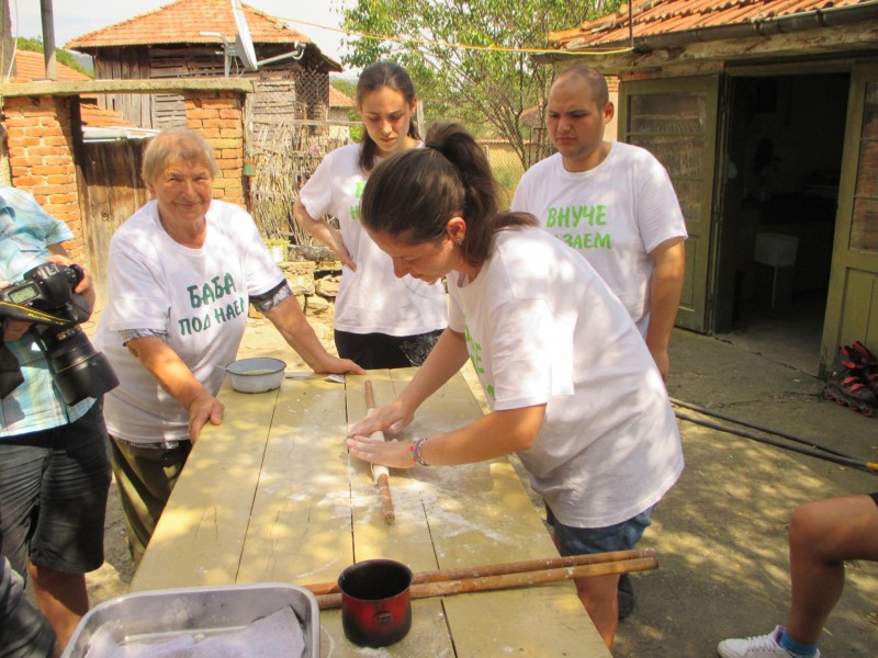 Снимка за Разширява се мрежата от „приемни” села в „Прием...