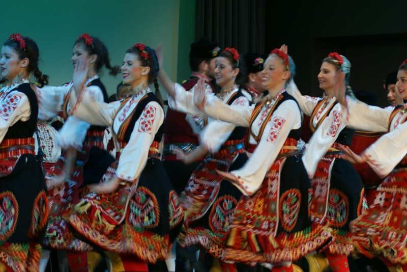 Снимка за Коледен концерт на Детски фолклорен ансамбъл „Г...