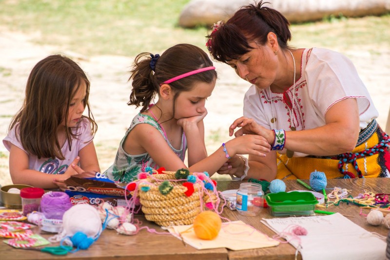 Снимка за Музейният детски кът „Открий какво умееш” в ЕМО...