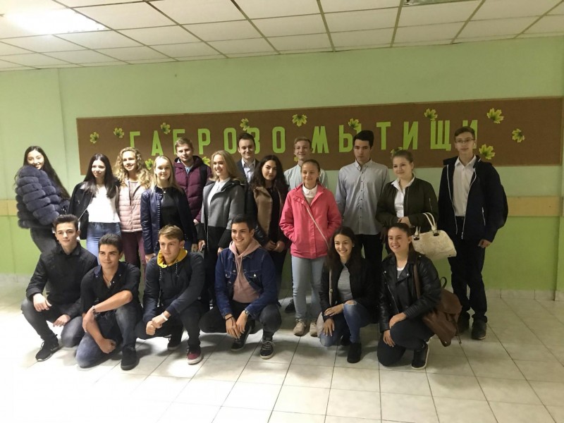 Снимка за Ученици от Габрово гостуват на свои връстници в...