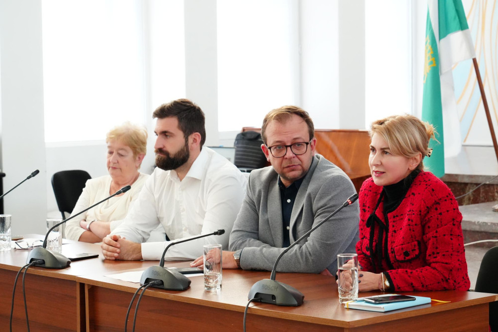 Снимка за 12352