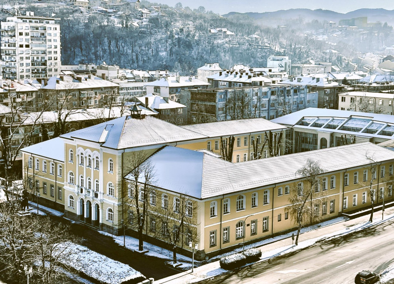 Снимка за Преди 190 години на 2 януари в Габрово е открит...