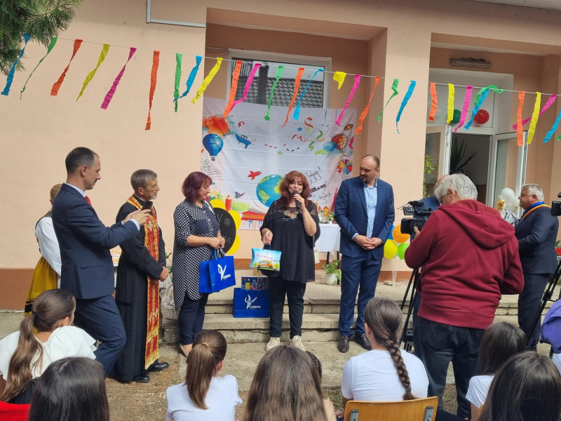 Снимка за Представители на Превантивно-информационен цент...